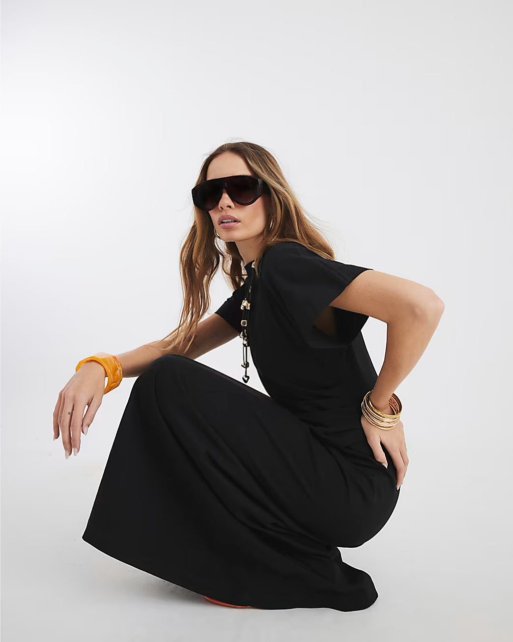 Black Short Sleeve Drape Side Midi Dress