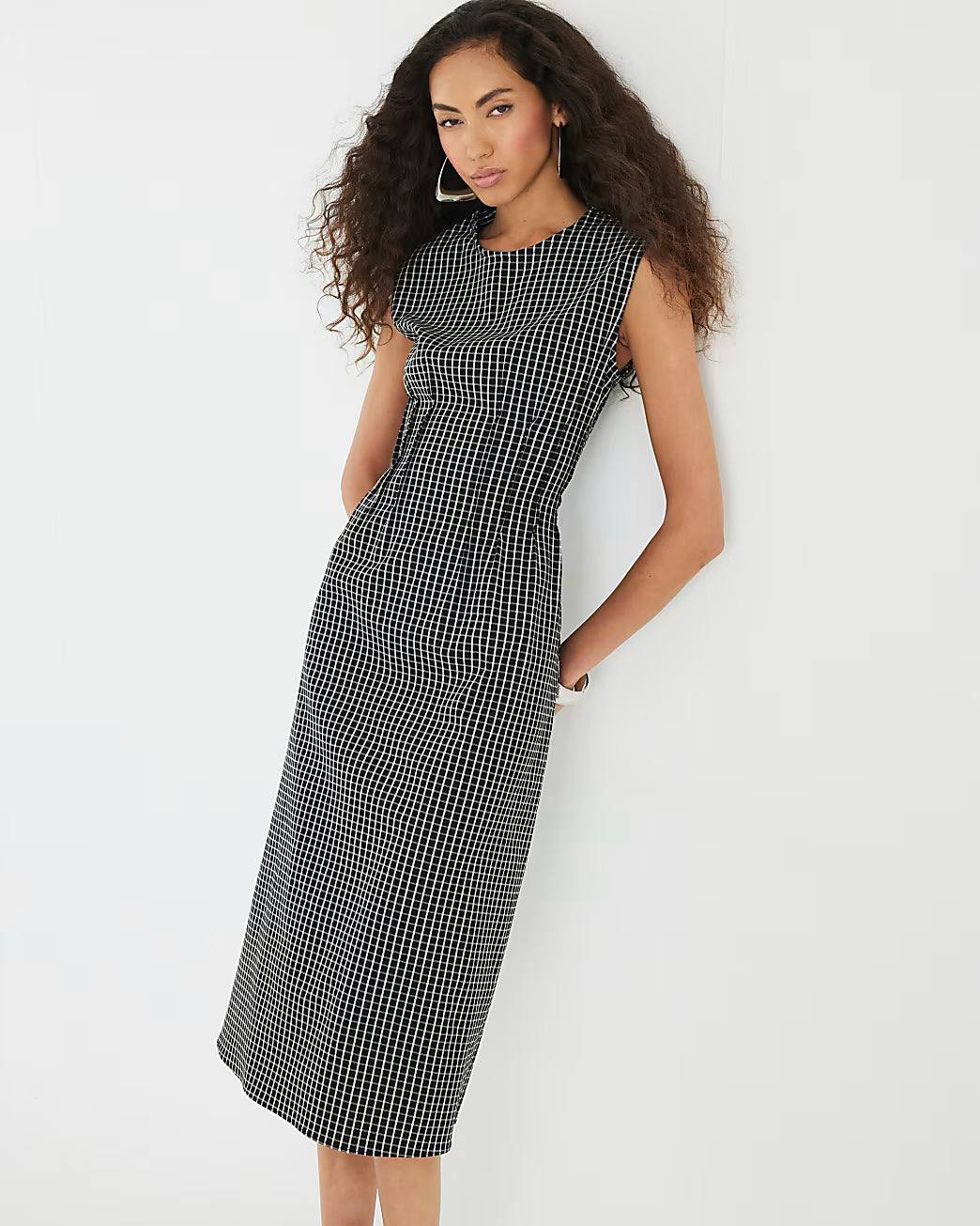 Black Sleeveless Pintuck Checked Midi Dress